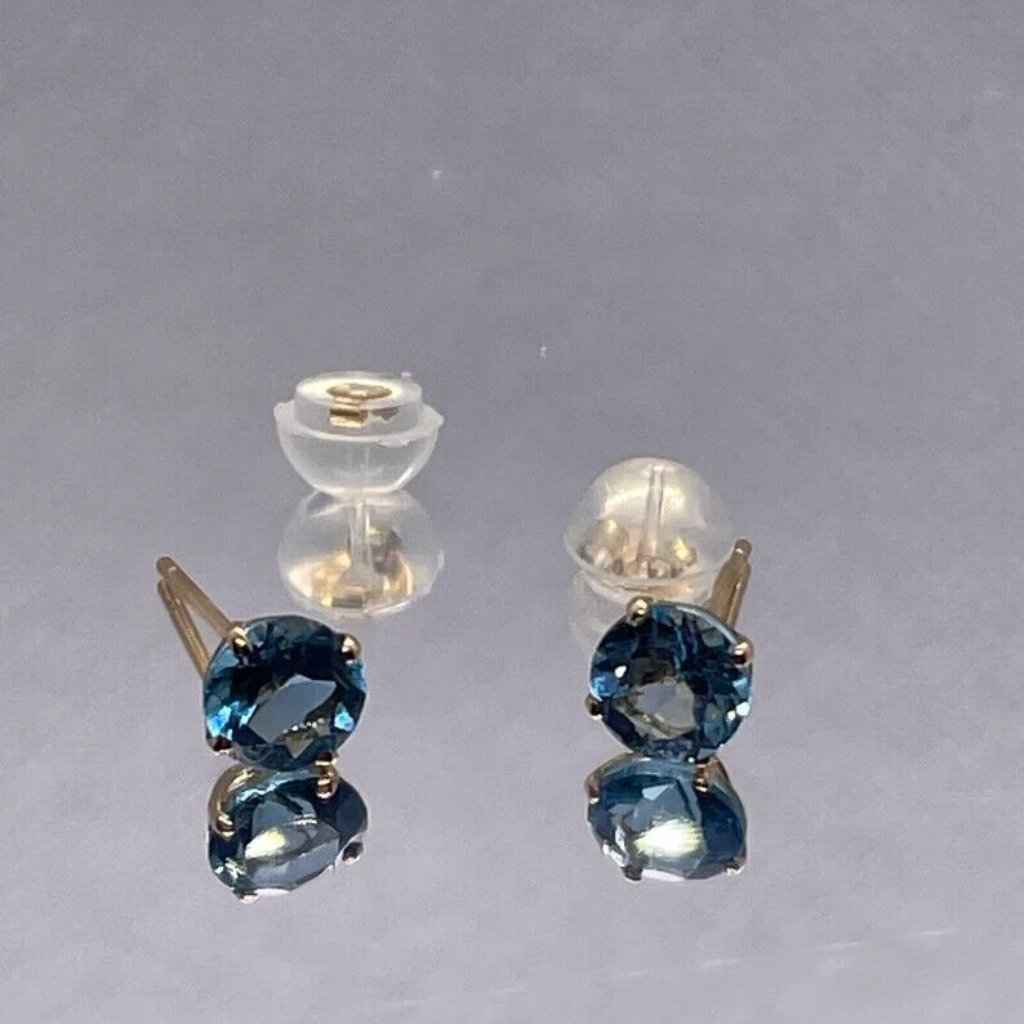 14k Yellow Gold Stud Earrings With 3carats Of Genuine Yellow Topaz Gemstones Wit